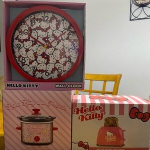 BRAND NEW HELLO KITTY TOASTER | SLOW COOKER| CLOCK BUNDLE